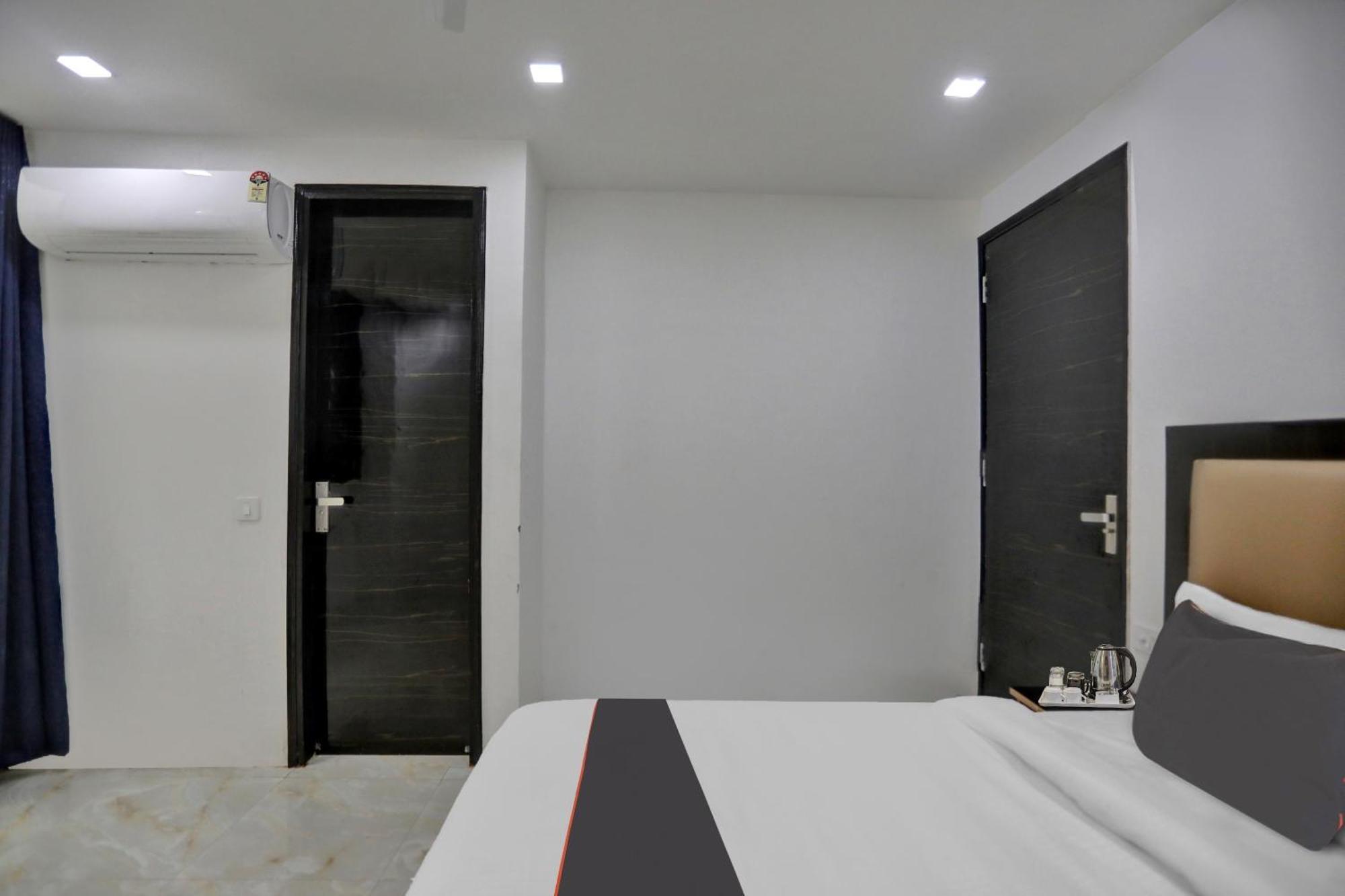מלון ניו דלהי Super Townhouse The Arrow Near Lotus Temple מראה חיצוני תמונה